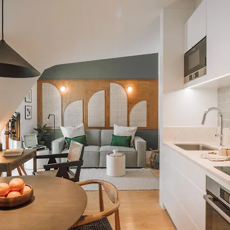 Chalay - 1 Bedroom And Terrace In Santo Antonio ליסבון