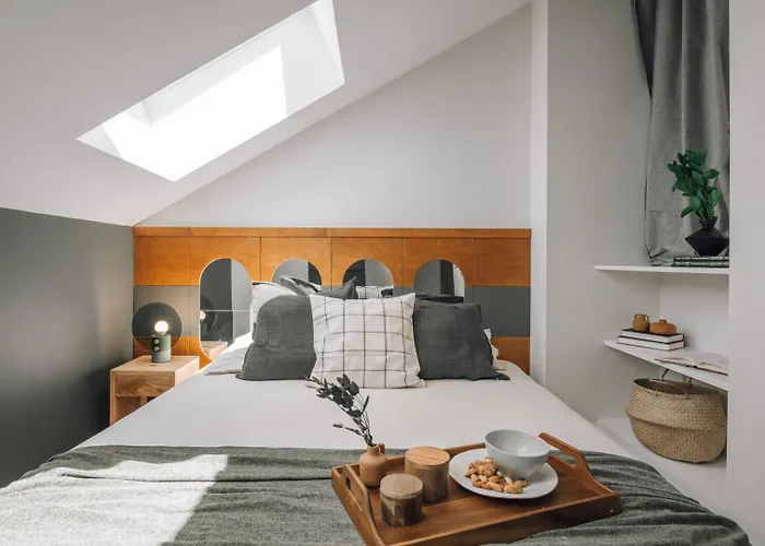 Appartement Chalay - 1 Bedroom And Terrace In Santo Antonio Lissabon