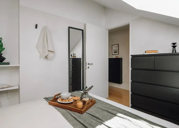 Chalay - 1 Bedroom And Terrace In Santo Antonio Lissabon