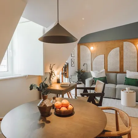 Chalay - 1 Bedroom And Terrace In Santo Antonio Lissabon